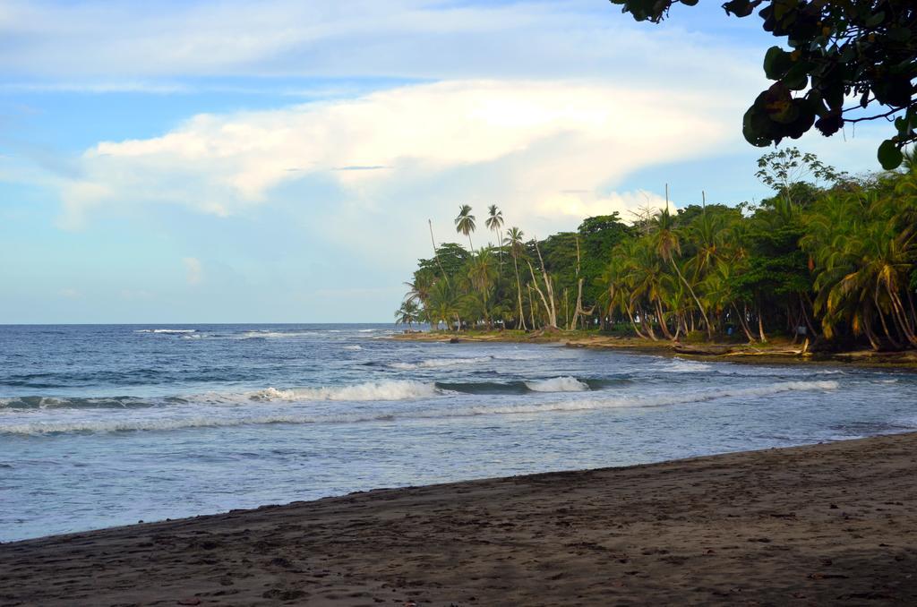 Lanna Ban Hotel Puerto Viejo de Talamanca Экстерьер фото